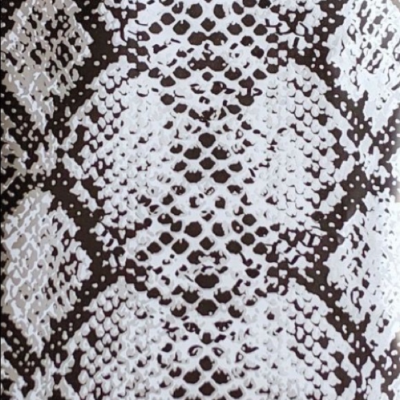 25 6X9 Snake Skin Poly Mailers PRICE IS FIRM - Picture 4 of 5